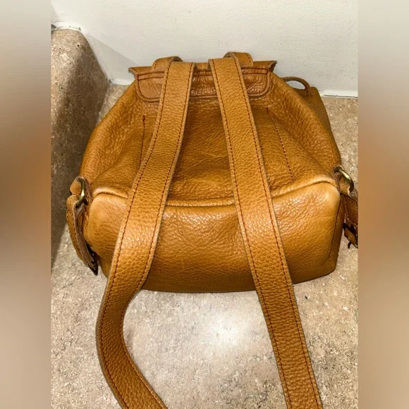 Portland Leather Goods Dune Backpack - Picture 7 of 16